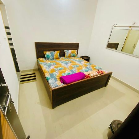 Nirupam Sadan Homestay Vrindāvan 외부 사진