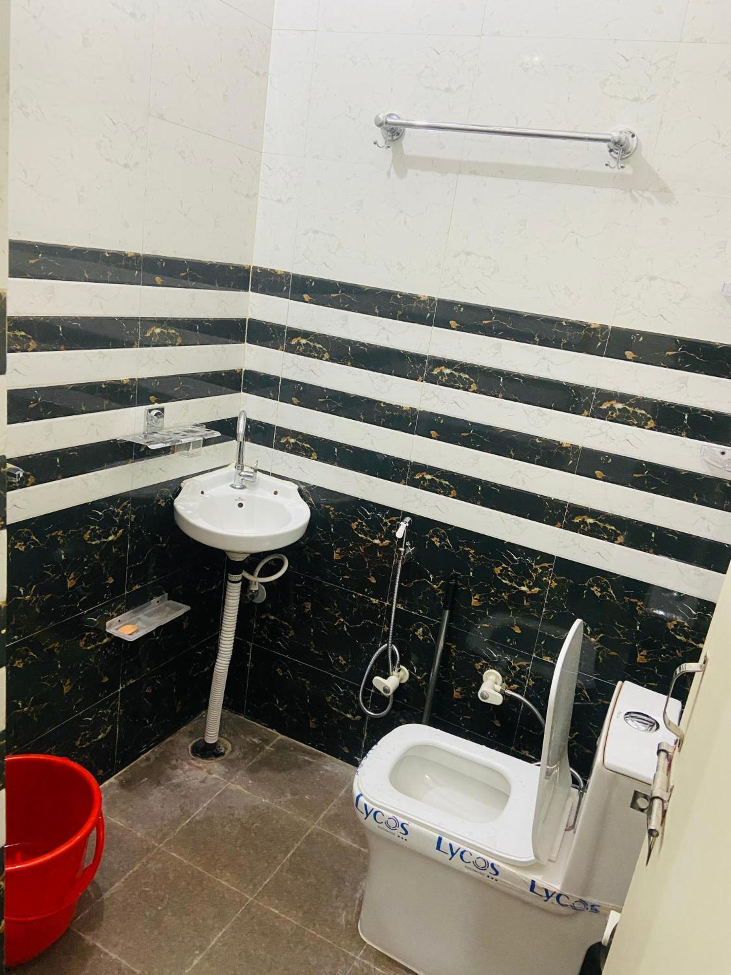 Nirupam Sadan Homestay Vrindāvan 외부 사진